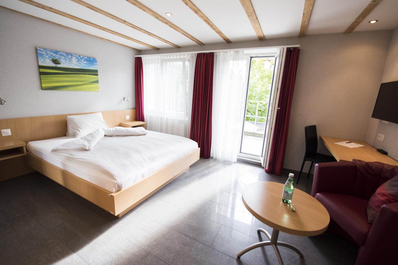 Hotel Restaurant Neuhaus Hertenstein Екстериор снимка